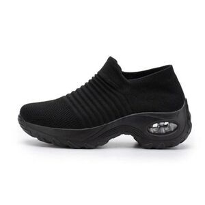 Women’s Black Slip-On Knit Platform Loafers